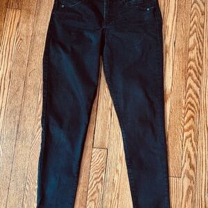 Democracy Black Skinny Jeans with Tapered Legs
